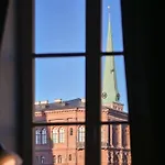 Haffelberg House
