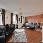 Haffelberg House